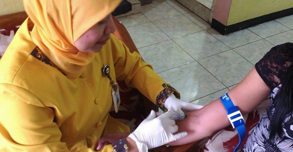 Pemeriksaan berkala bagi orang terinfeksi HIV AIDS