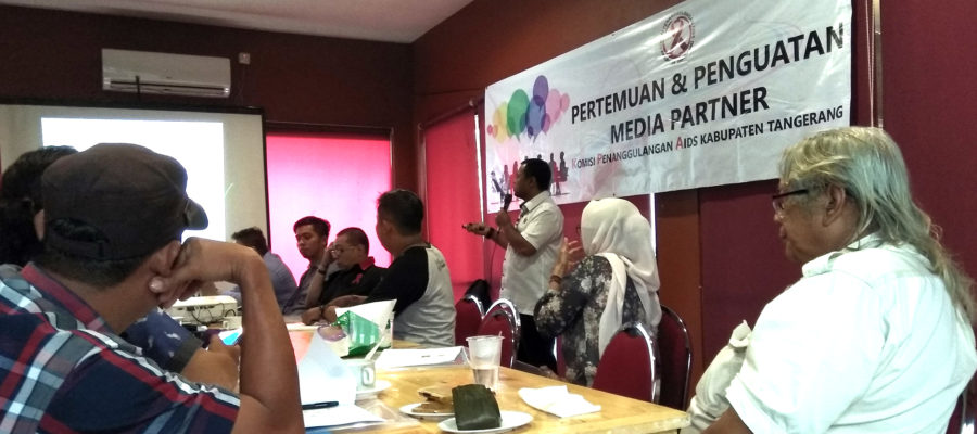 PERAN MEDIA PARTNER DALAM PENANGGULANGAN AIDS